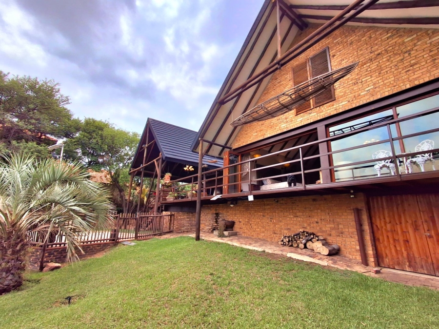 5 Bedroom Property for Sale in River Lodge Estate Free State